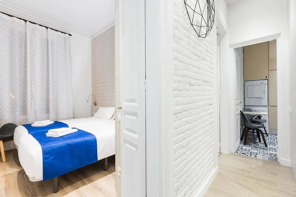 Barcelona Apartments Marina 124 スペイン